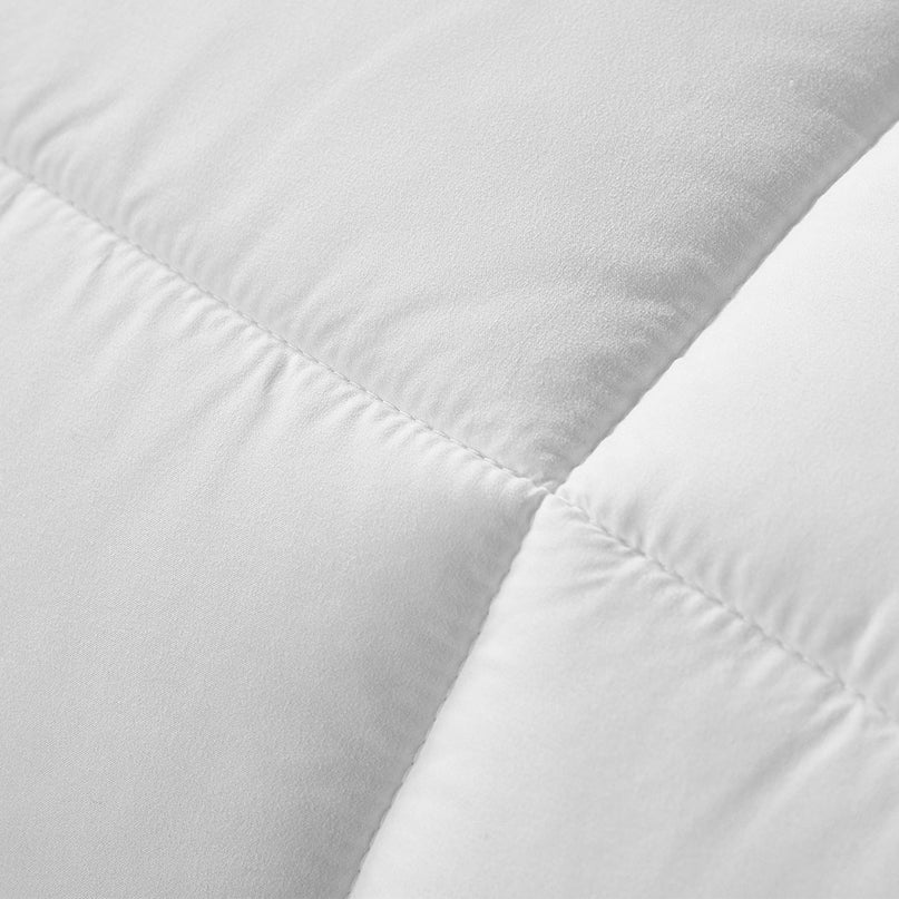 DreamZ All Season Quilt Siliconized Queen-2029387235522121732